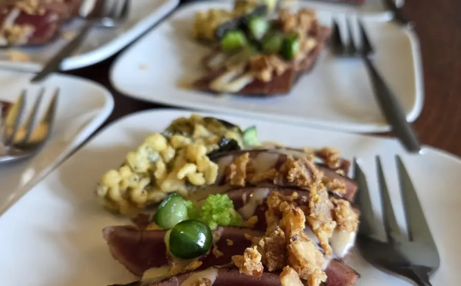 Tuna tataki at a walking dinner